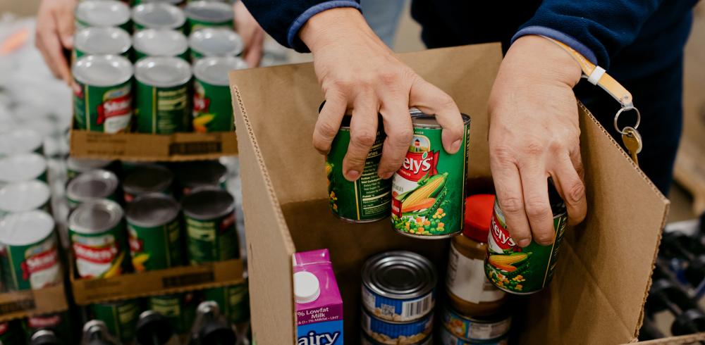 Packing food box